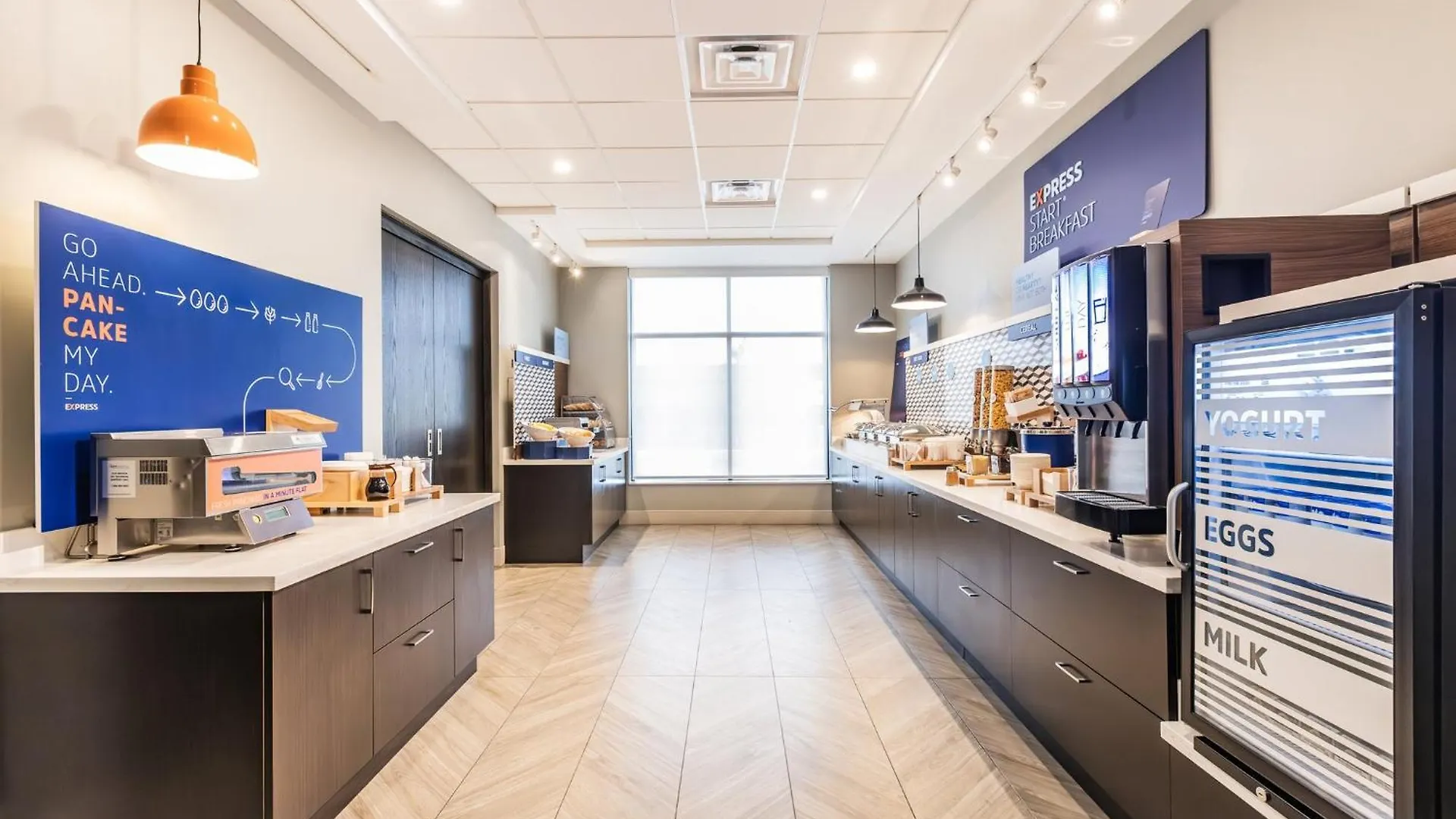 Hotel Holiday Inn Express & Suites Toronto Airport South By Ihg