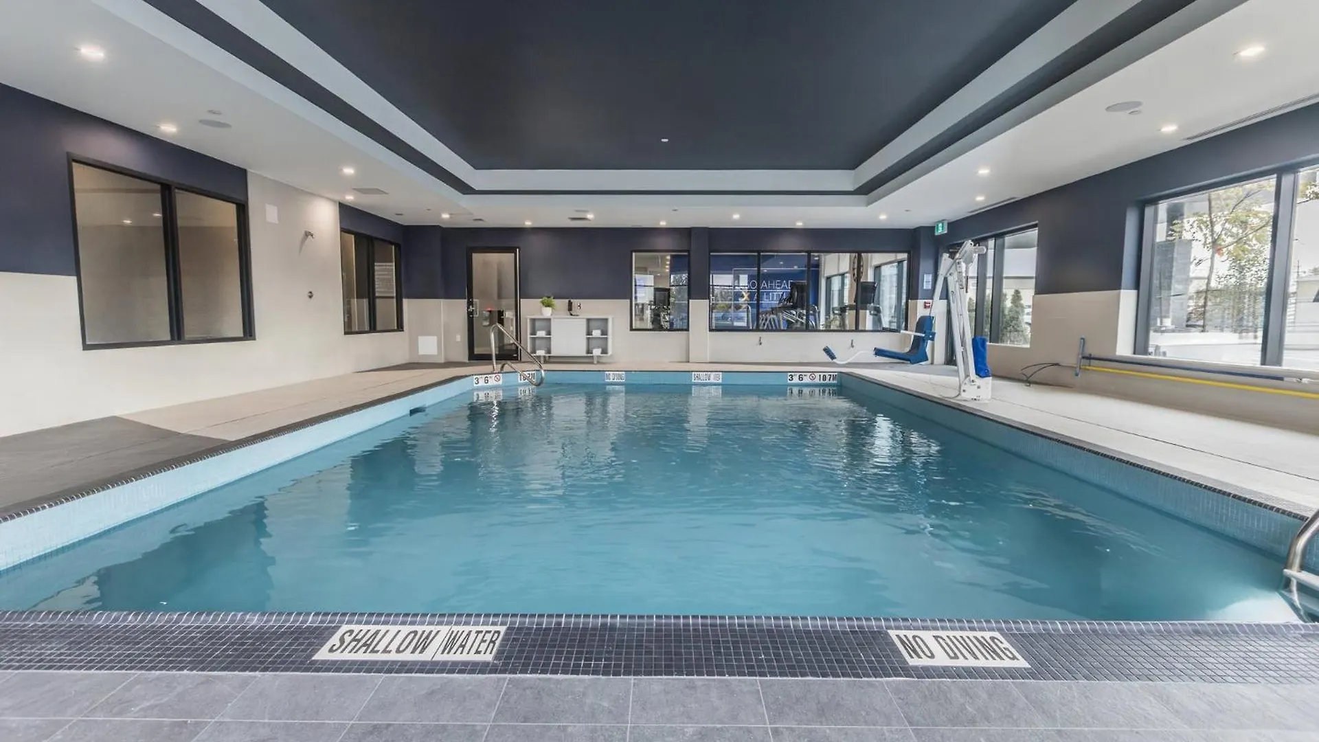 Holiday Inn Express & Suites Toronto Airport South By Ihg Hotel